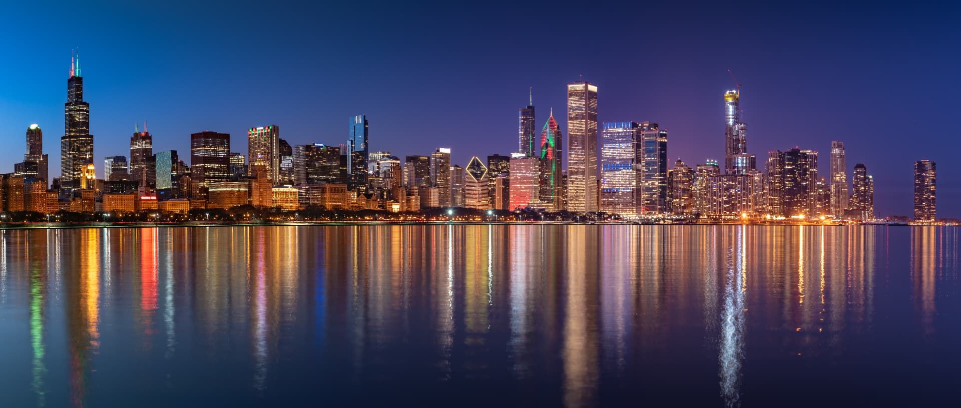 Chicago skyline at night